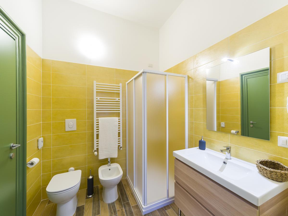 La Nostra Casa In Centro Hotell Lecco Eksteriør bilde