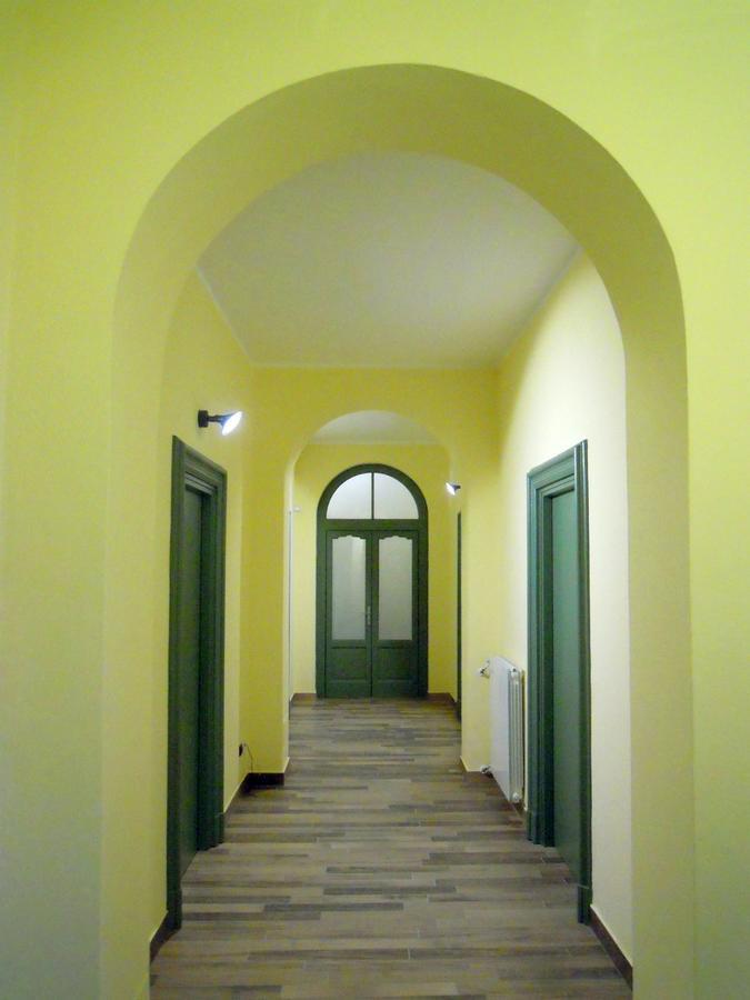 La Nostra Casa In Centro Hotell Lecco Eksteriør bilde