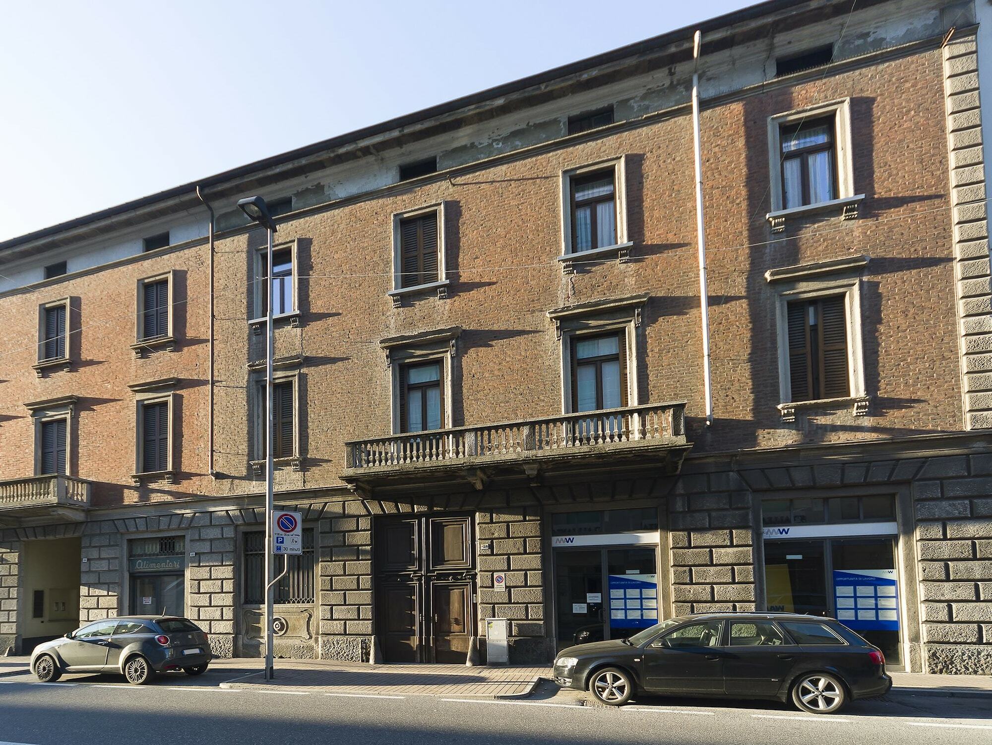 La Nostra Casa In Centro Hotell Lecco Eksteriør bilde